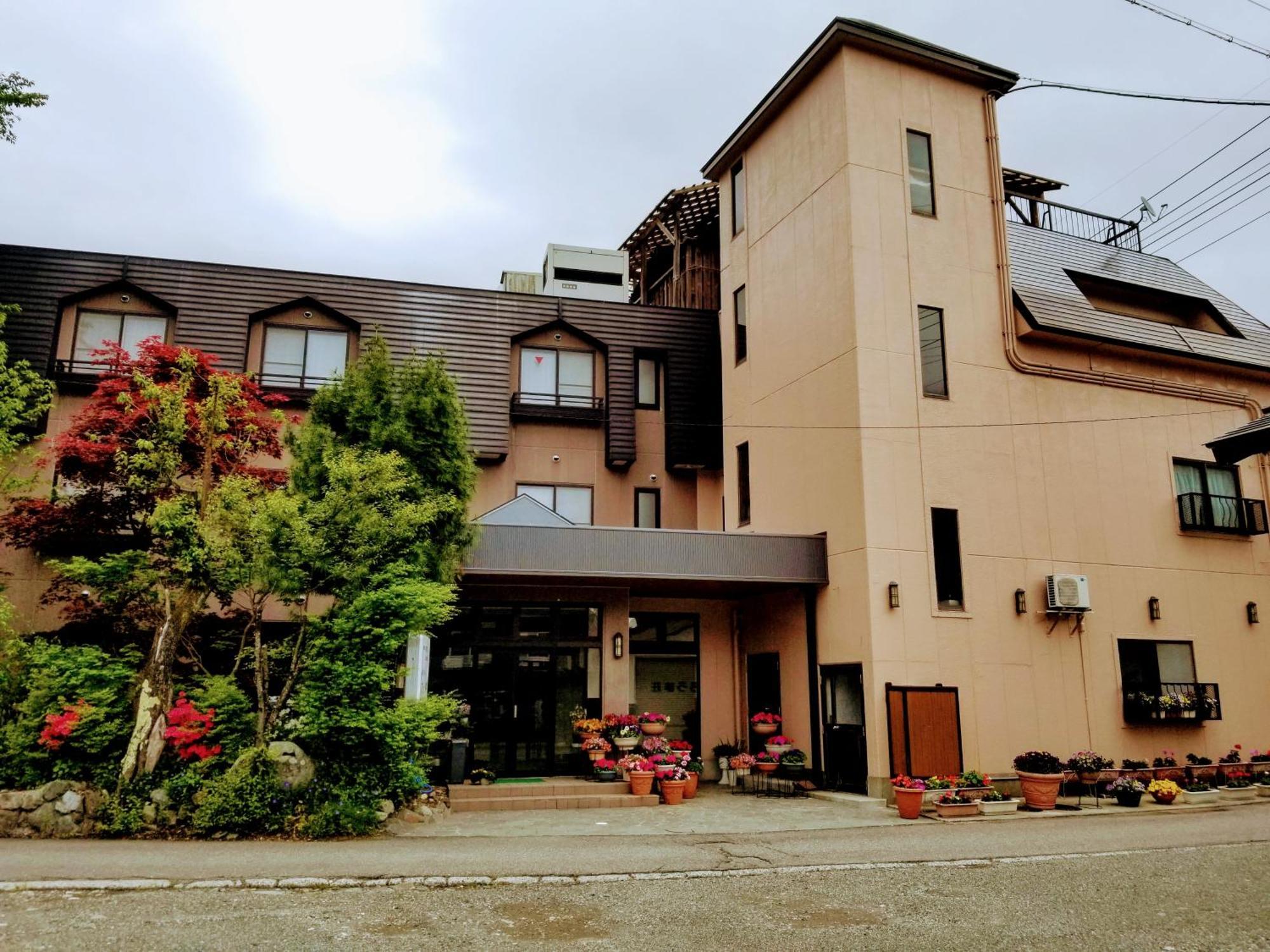 Hakuba Hotel Hana-No-Sato Eksteriør bilde